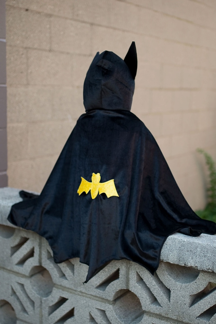 Kostüm Bat Cape mit Kaputze schwarz 5-6 Jahre